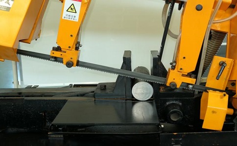 大朗镇数控带锯床自动送料精度会出现偏差吗? 大朗镇数控带锯床自动送料精度会出现偏差吗?